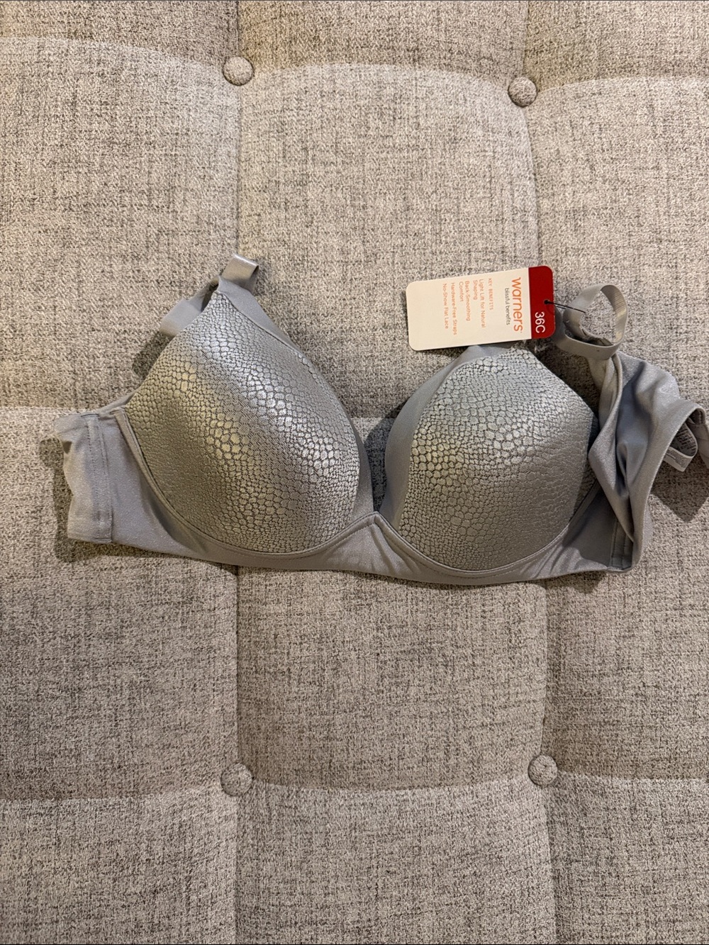 Warner's Light Silver Textured Underwire Bra